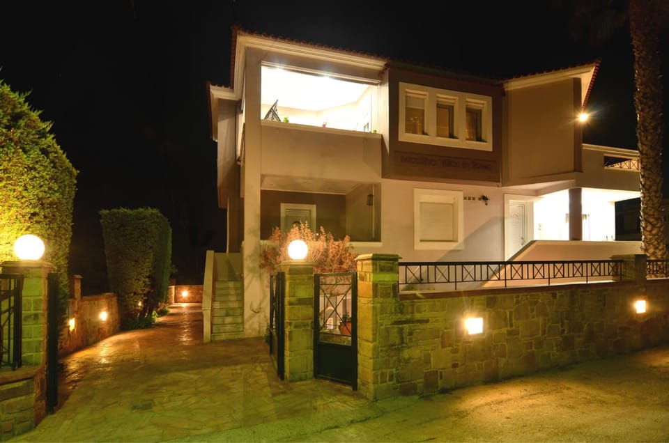 Mastiha Villas in Town Apartment hotel in Decentralized Administration of the Aegean