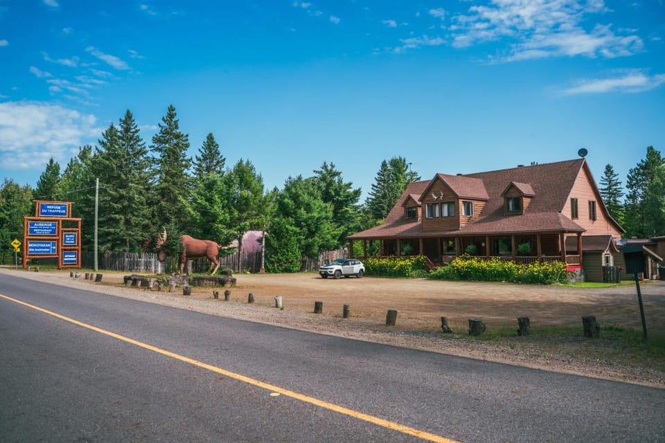 L'Auberge Refuge du Trappeur Inn in Shawinigan