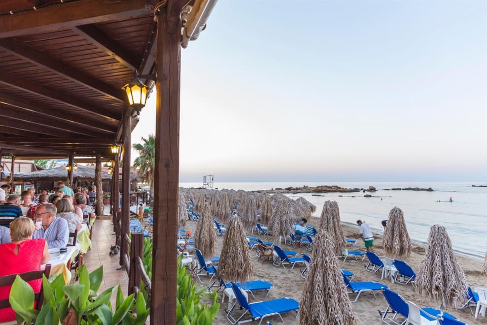 Kalamaki Luxury Suites Apartment hotel in Crete