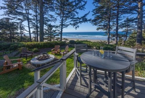 Tyee Lodge Bed And Breakfast Hotel in Newport