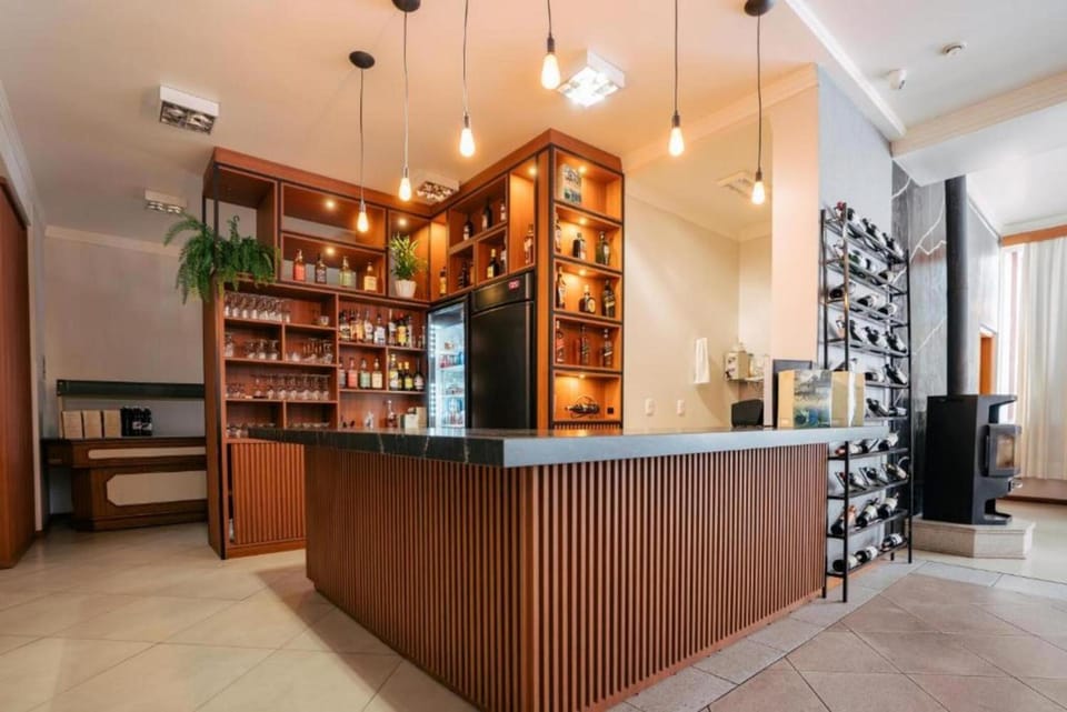 Bar/lounge
