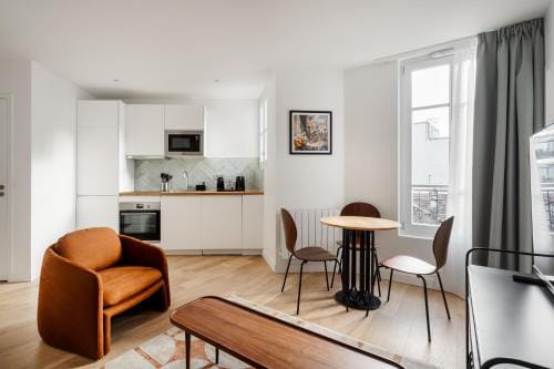 Residence Clichy - Dagobert Hotel in Clichy