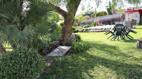 Il giardino di Mary Hotel in Pompeii