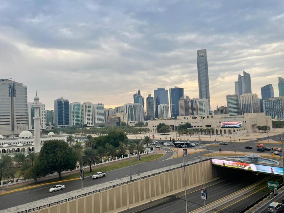 Heart of Abu Dhabi - Elite Community Hostel in Abu Dhabi