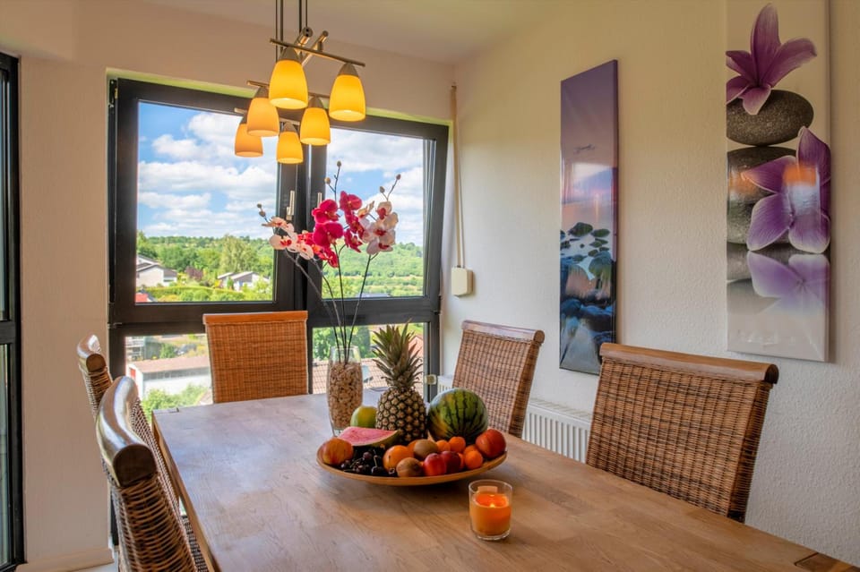Ferienwohnung Seeblick Hotel in Vulkaneifel