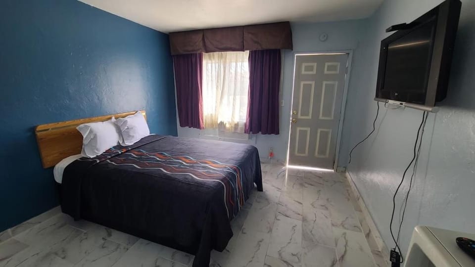 Green spot motel Hotel in Victorville
