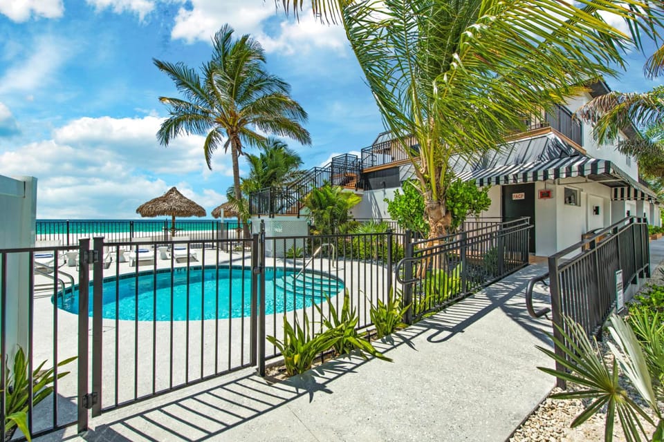 Seabreeze at Anna Maria Island Inn Hotel in Bradenton Beach