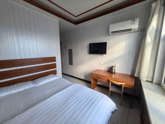 Linxi Qingya Bathing Hotel Hotel in China