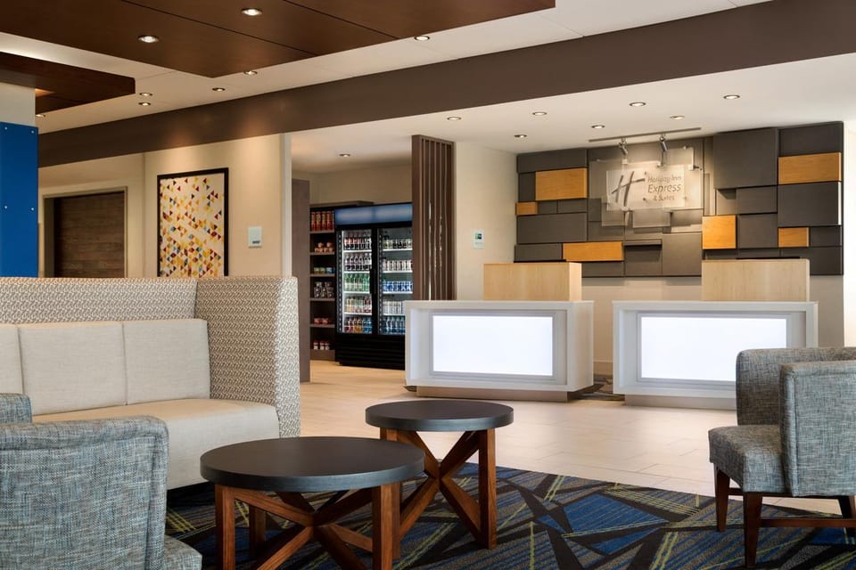 Holiday Inn Express And Suites Allen Park By IHG Hotel in Melvindale