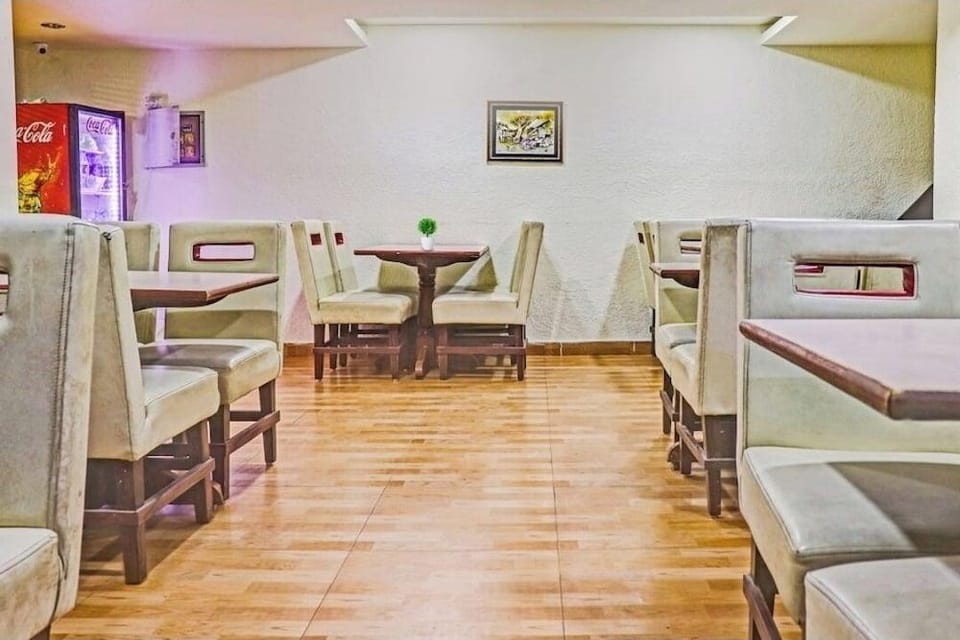 FabHotel Golden Way - Nr. Gandhi Nagar Hotel in Vijayawada
