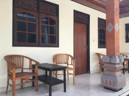JS Guest House Hotel in Kuta