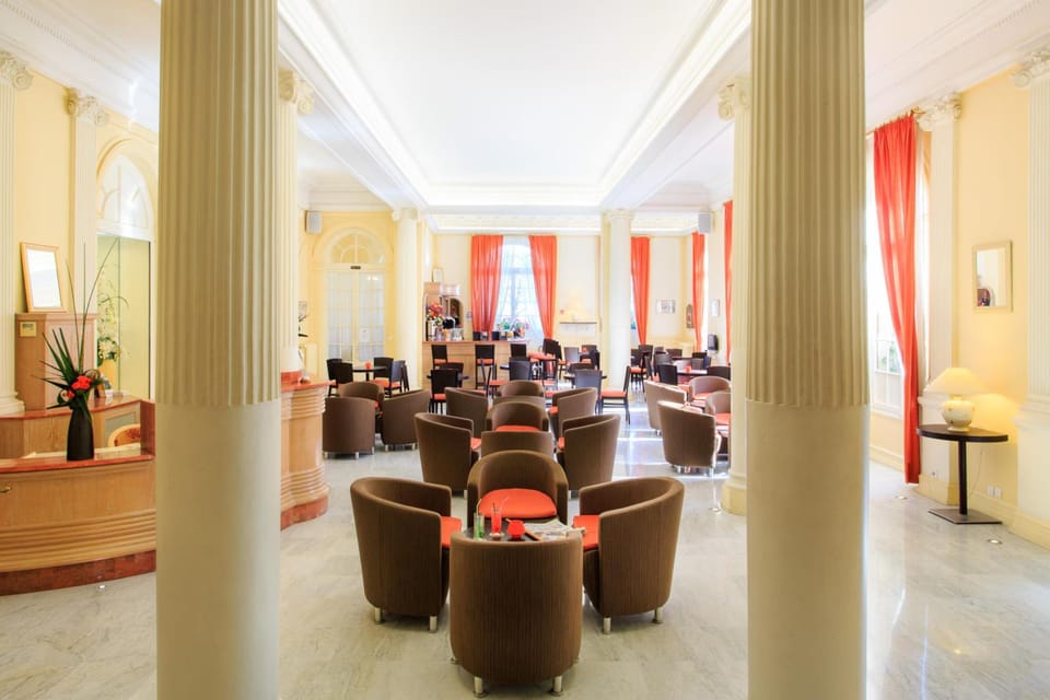 Bar/lounge