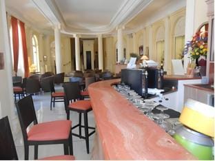 Bar/lounge