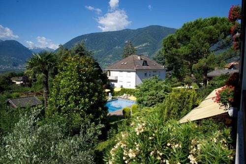 Hotel Tannerhof Hotel in Merano