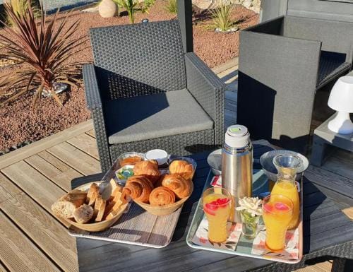 Cottage de la mare aux chevres Hotel in Normandy