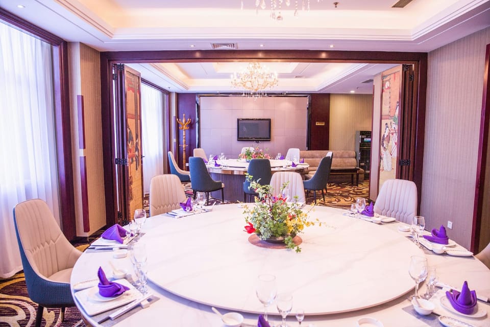 Dalian Nocturnal City Hotel Hotel in Dalian