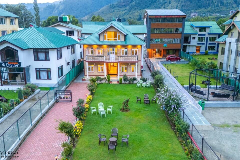 Riviera by Mountview Hotel in India