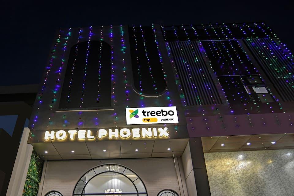 Itsy Hotels Phoenix Hotel in India