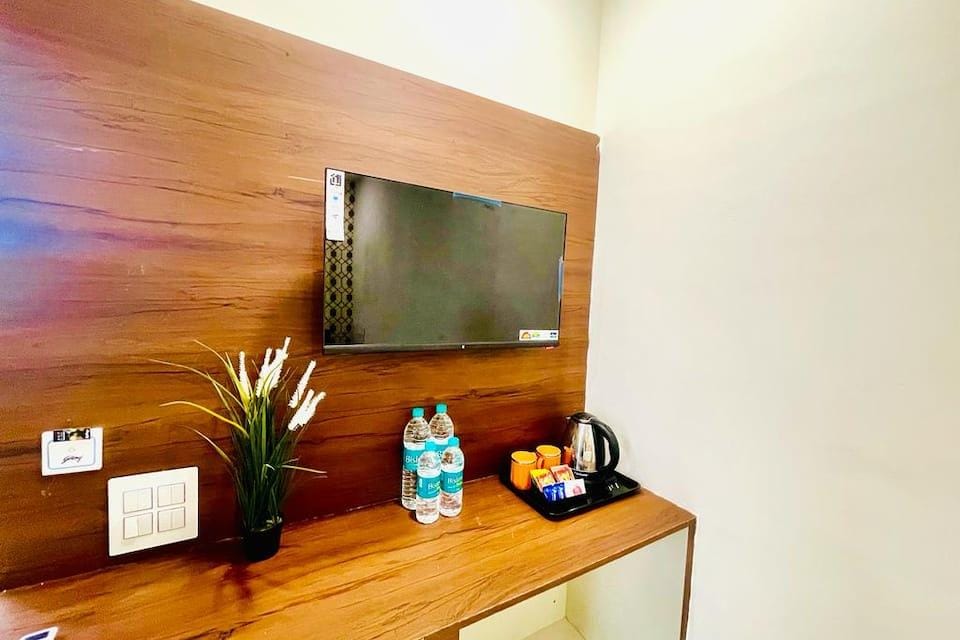 Hotel SM Eagle Grand Hotel in Hyderabad