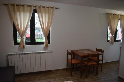 Deluxe Studio & Rooms Zarubica Hotel in Montenegro