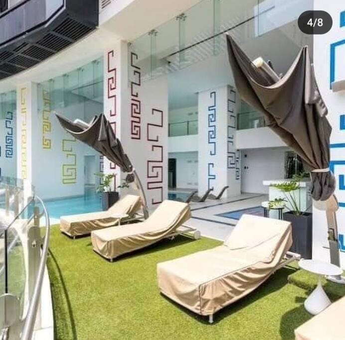 Milano Versace Suites Apartment hotel in Makati