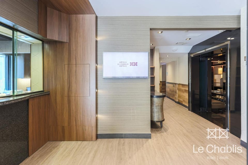 Hotel Le Chablis Cadillac Motel in Laval