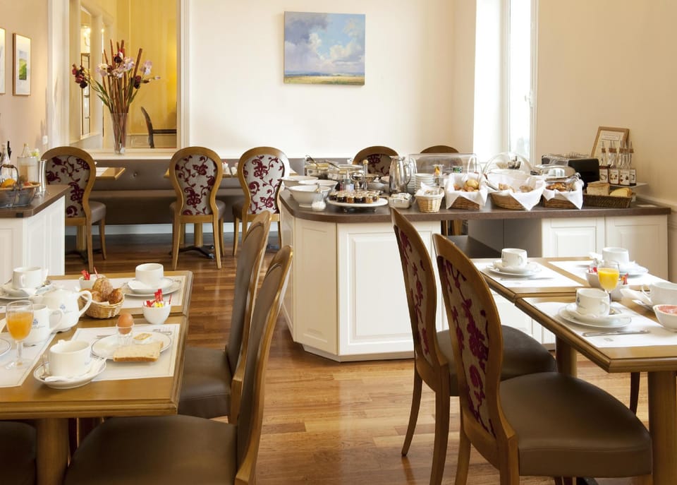 Best Western Plus Hotel D'Angleterre Hotel in Bourges