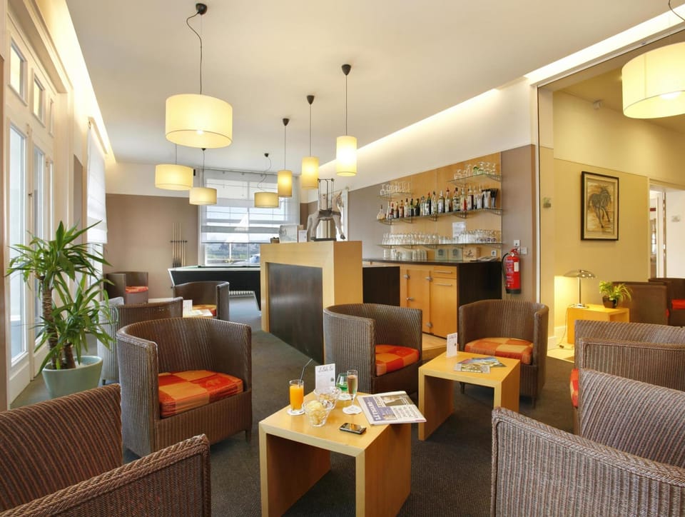 Bar/lounge