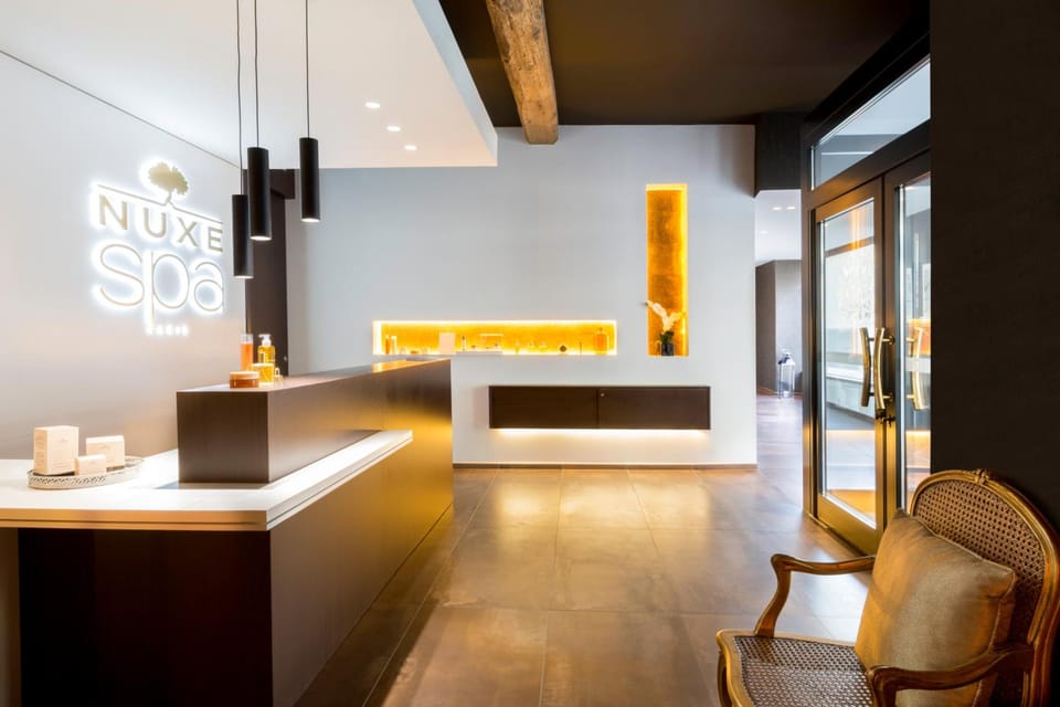 Best Western Premier Hotel de la Poste & Spa Hotel in Troyes