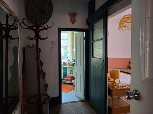 Jesmond B&B Kingsize Ensuite Room 2 Hotel in Hull