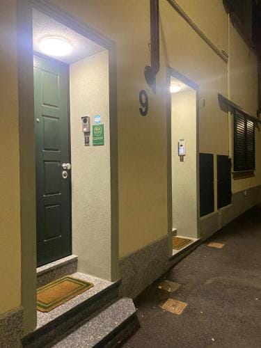 CENTER'S ROOMS GARLASCO City Haven Hotel in Lombardy