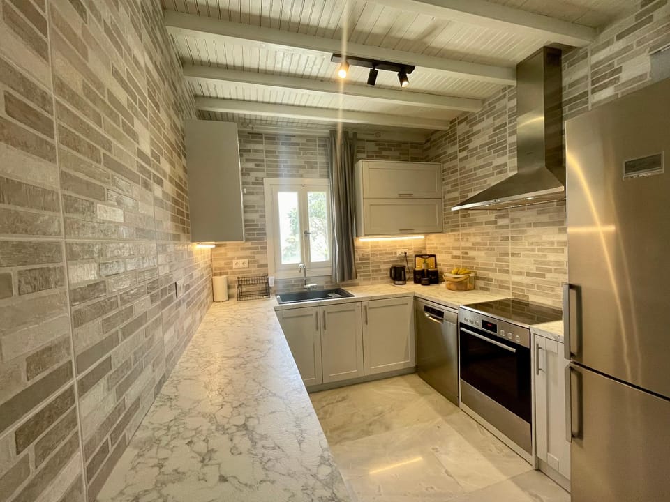 Nataly's Apartments Resort in Decentralized Administration of the Aegean