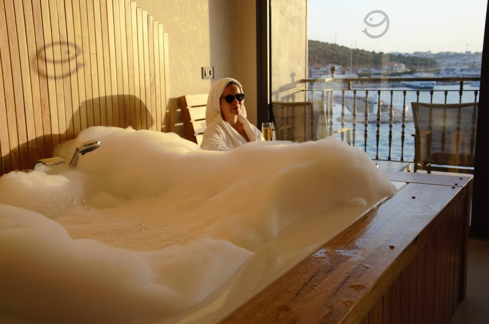 ERTAN OTEL  Hotel in Cesme