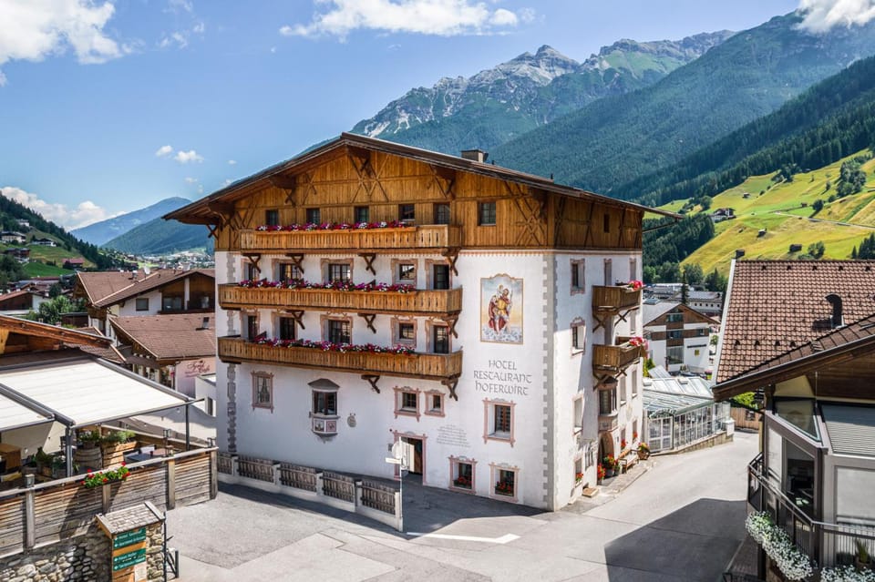 Hotel Hoferwirt - Neustift, Stubai Hotel in Neustift im Stubaital