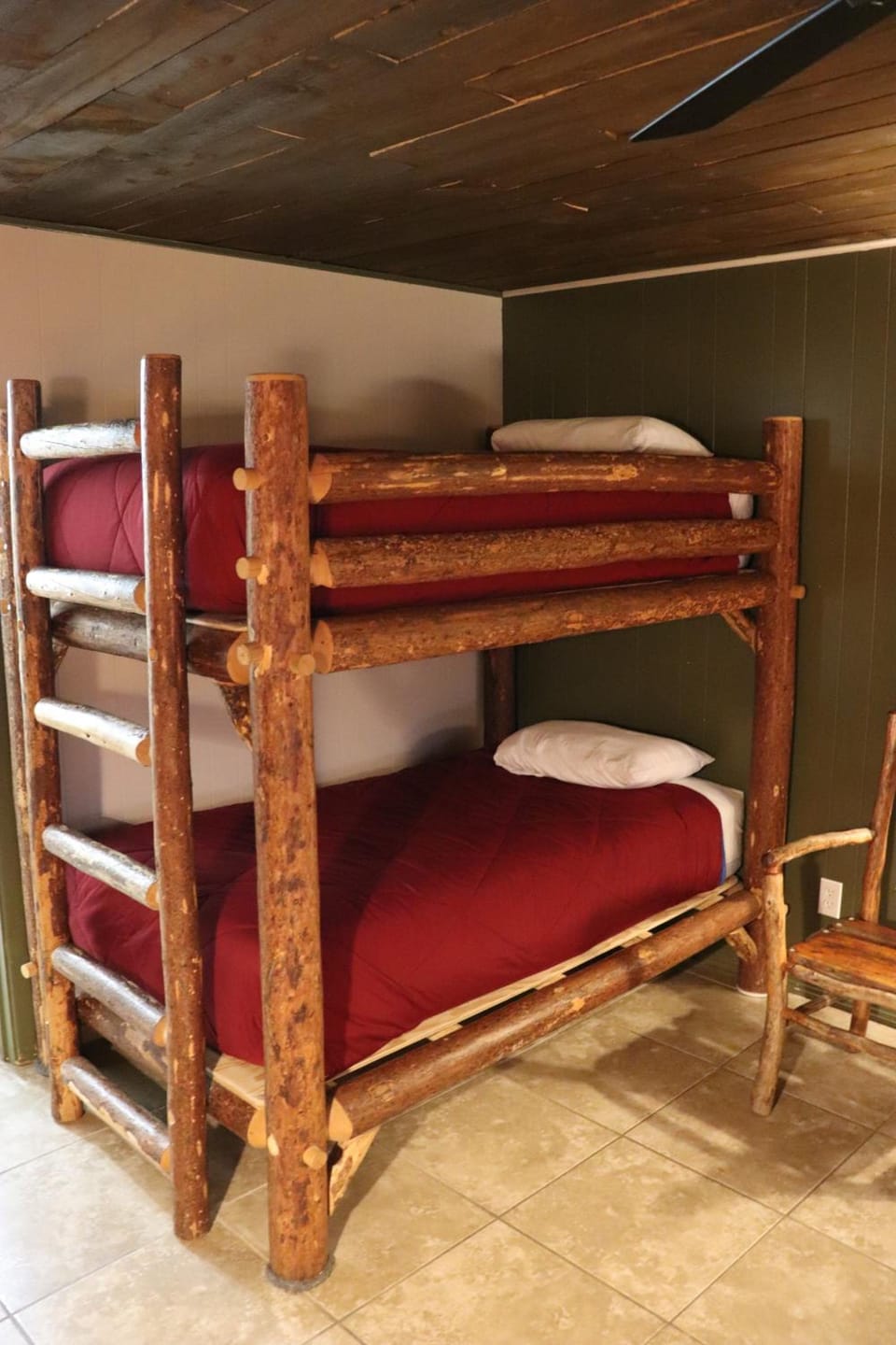 Lone Fir Resort Resort in Washington