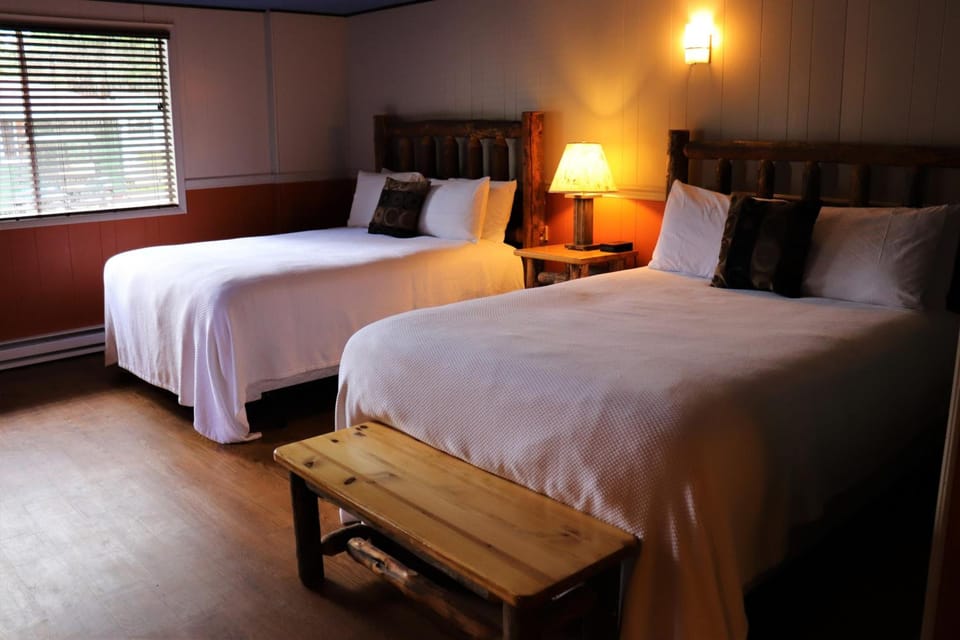 Lone Fir Resort Resort in Washington
