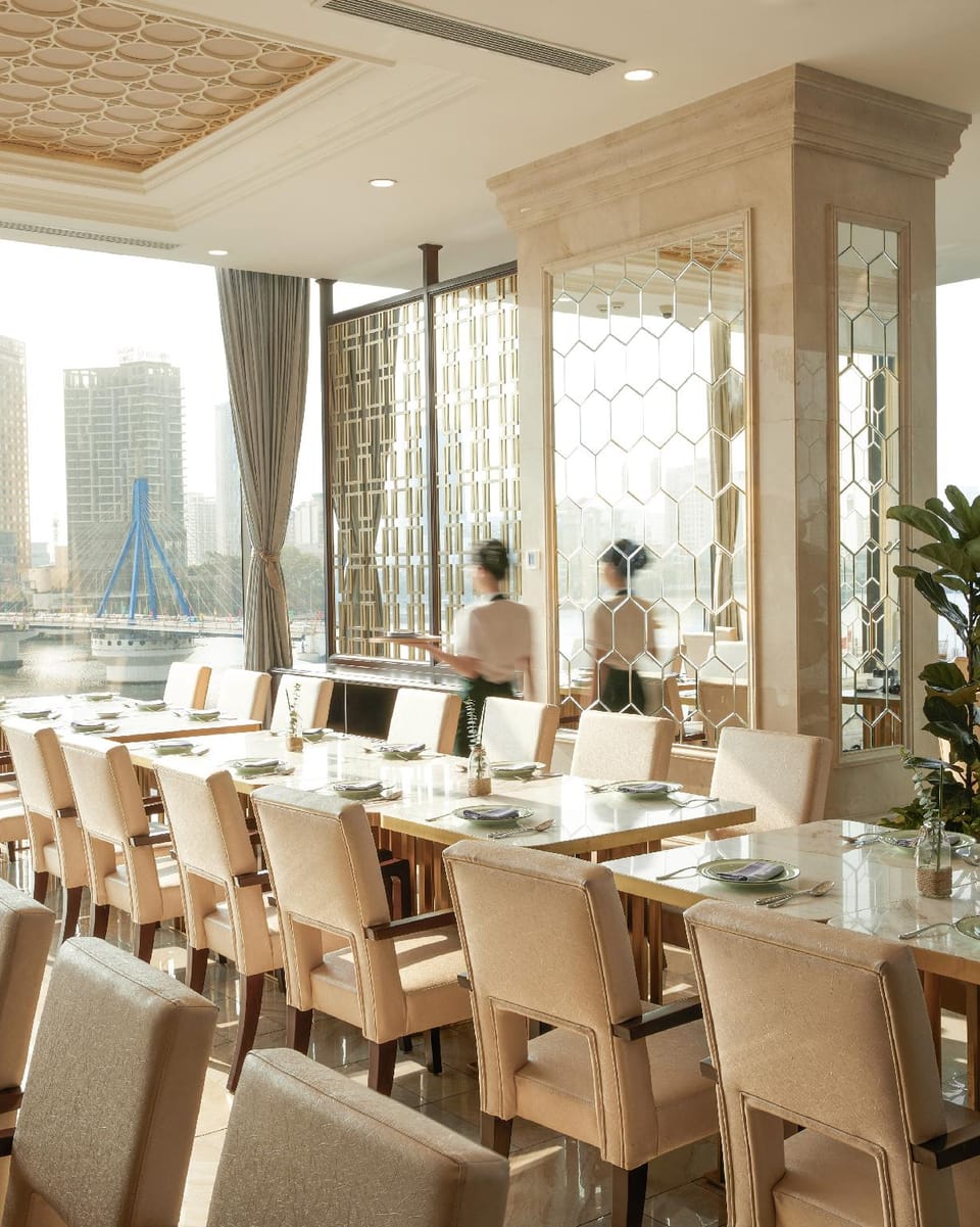 Melia Vinpearl Danang Riverfront Hotel in Da Nang