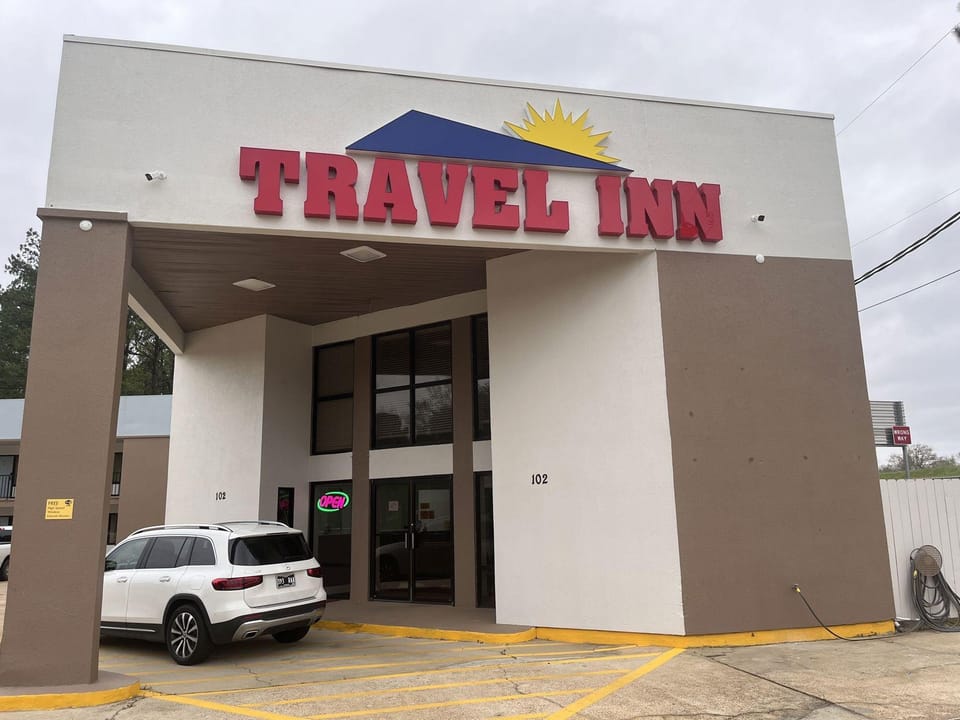 TRAVEL INN Hotel in Mississippi