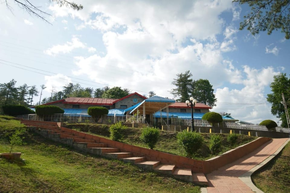 Hiamalian Lodges Murree Lodge in Punjab