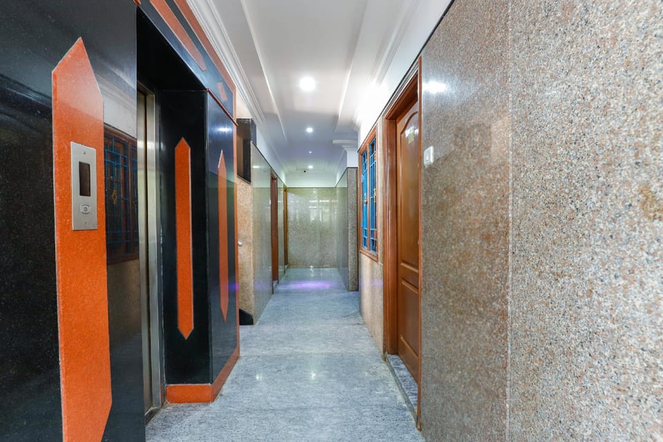 OYO Jk Guest House Hotel in Chennai