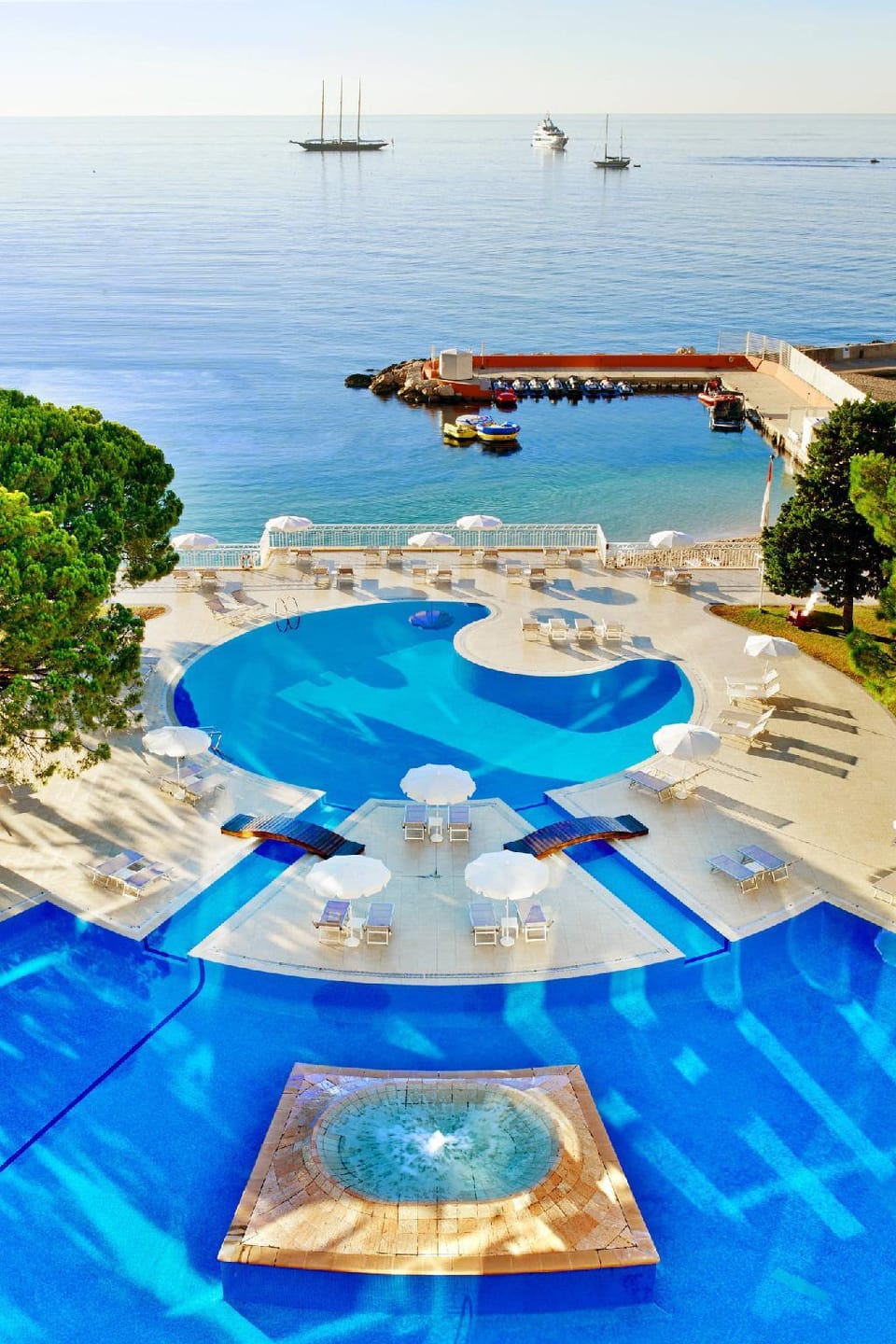 Le Méridien Beach Plaza Hotel in Monaco