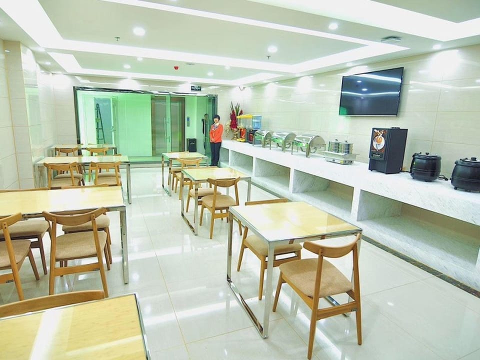 Vatica Hotel Xuzhou Suining Dognhuan Island East Bus Station Hotel in Jiangsu