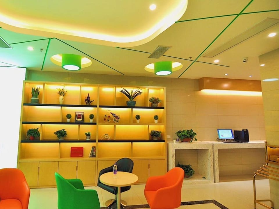 Vatica Hotel Xuzhou Suining Dognhuan Island East Bus Station Hotel in Jiangsu