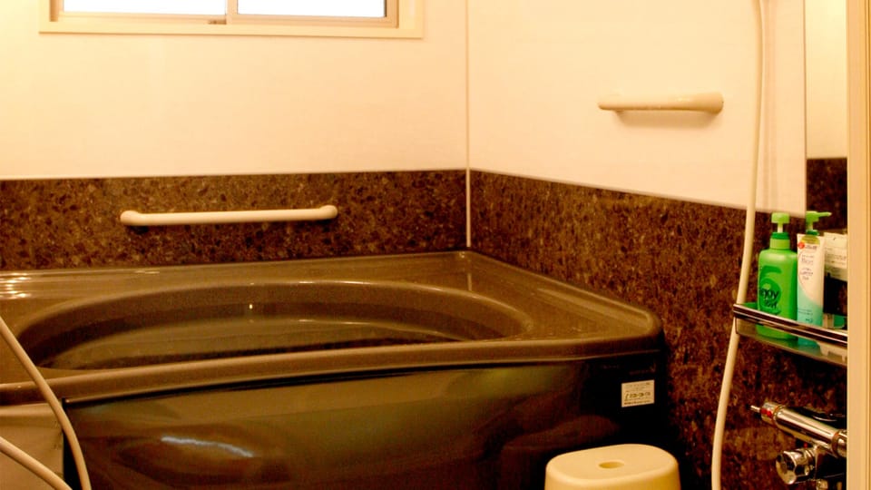 Guest House Maruyama Hotel in Shizuoka Prefecture