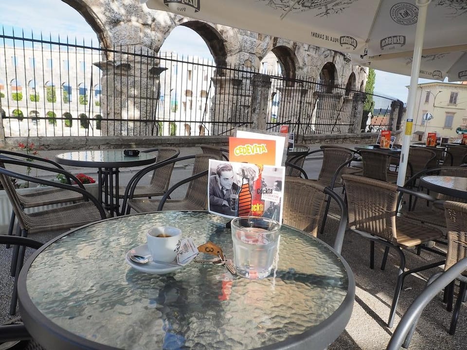 Captain Emo City Apartments Hotel in Pula