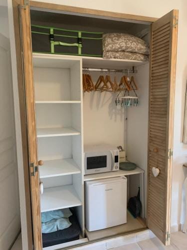 Suite dans un petit paradis Hotel in La Londe-les-Maures