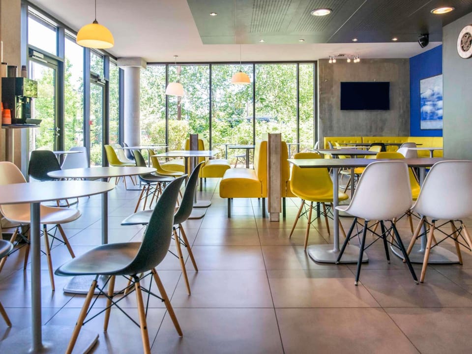 ibis budget Archamps Porte de Genève Hotel in Canton of Geneva