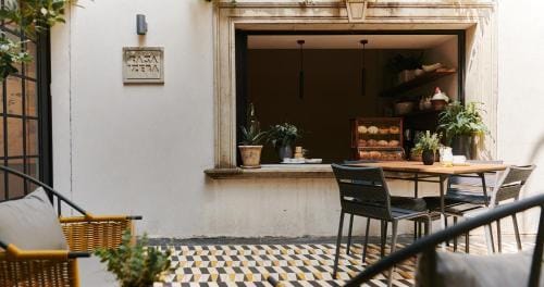 Casa Izeba - Luxury Guest House Hotel in Mexico City
