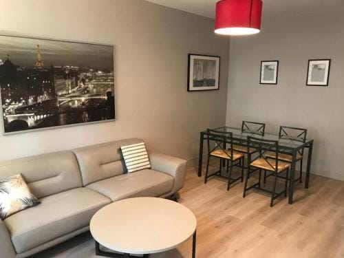 Pavillon Tawfik 1 a 4 personnes chez l’habitant Hotel in Île-de-France