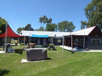 Glenavys Waitaki River Motor Camp - Caravan Park Hotel in Canterbury